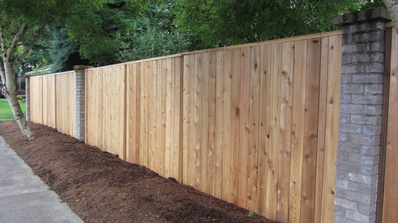 Cedar Fence Replacement in South Houston, TX